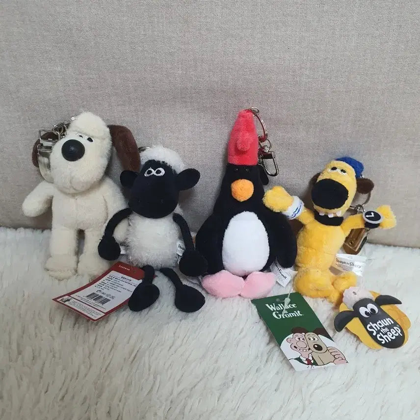 [BUNJANG] Wallace & Gromit Plush Keychain Set (4 Types) / 월레스와 그로밋 봉제 인형 키링 4종