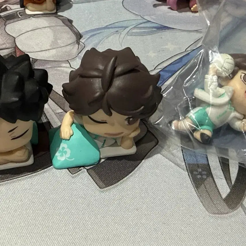 [BUNJANG] Haikyuu!! Oikawa & Iwaizumi Onemutan Gacha Bundle Set / 하이큐 오이카와 이와이즈미 오네무탄 가챠