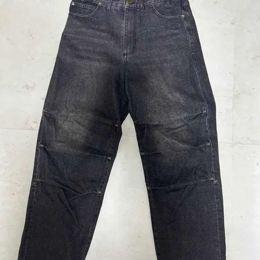 [BUNJANG] XTONZ Skeleton Hold Denim Pants / 엑스톤즈 스켈레톤 홀드 데님 팬츠