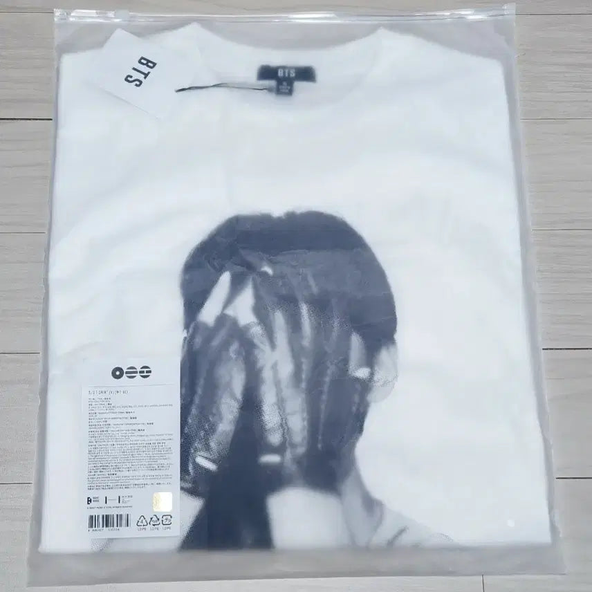 [BUNJANG] BTS V Arirang Short-Sleeve T-Shirt XL / BTS V 아리랑 반팔티셔츠 bts 태형 티셔츠 XL 사이즈