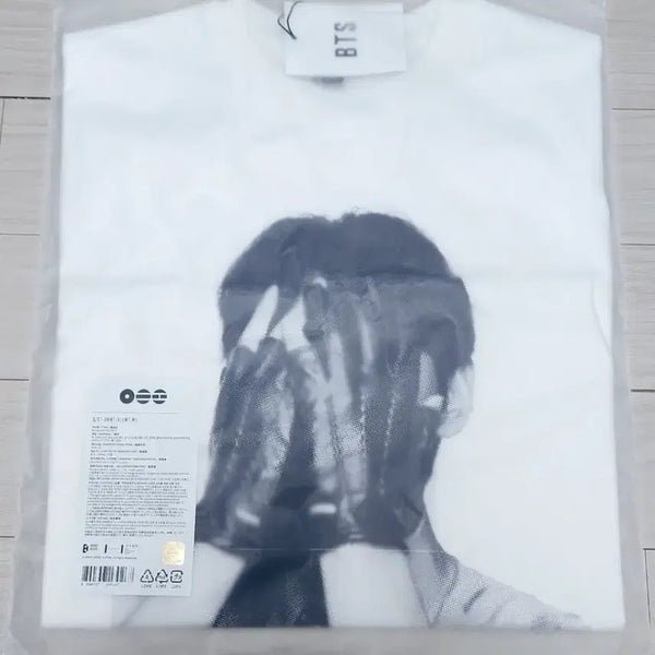 [BUNJANG] BTS V Arirang T-Shirt M Size / BTS V 아리랑 반팔티셔츠 bts 태형 티셔츠 M 사이즈