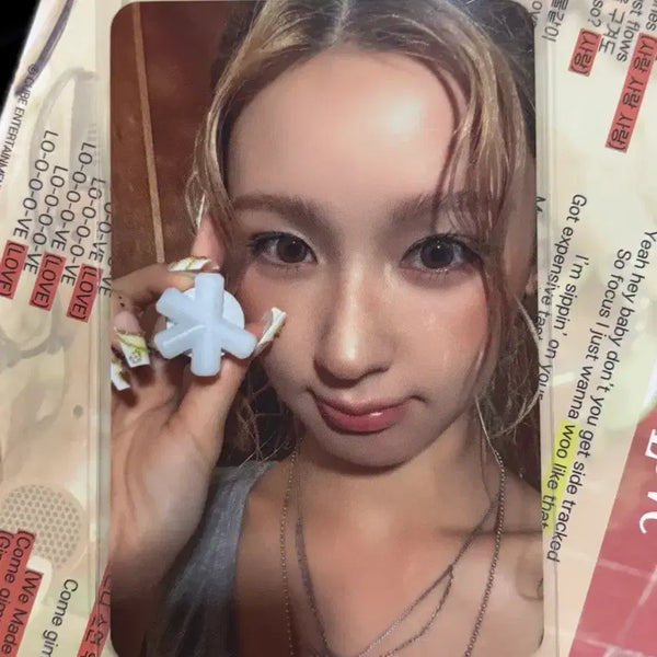 [BUNJANG] Idle Miyeon 'I Love My Body' Official Photocard (Fanmeeting Exclusive) / 아이들 미연 공방포카 깁미댓럽 idle miyeon 공방