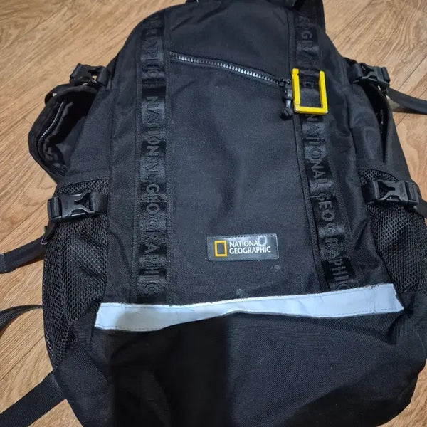 [BUNJANG] National Geographic Black Backpack / NATIONAL GEOGRAPHIC(내셔널지오그래픽) 블랙 백팩