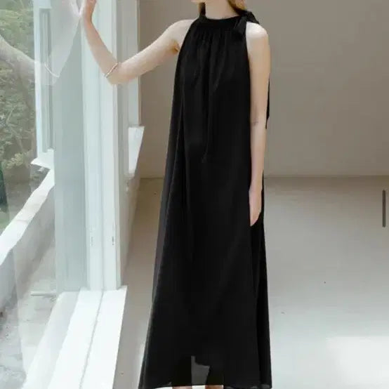 [BUNJANG] BAU Holter Neck Blouse Black Size 1 / 새상품) BAU 비에이유 홀터넥 블라우스 블랙 1사이즈