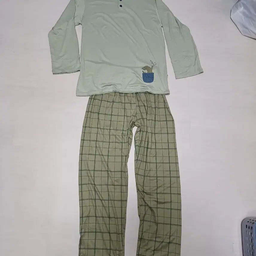 [BUNJANG] Kkussi Kkussi Men's Pajamas 90 (Junior 160) / 꾸씨꾸씨 남성 잠옷 90(주니어160)