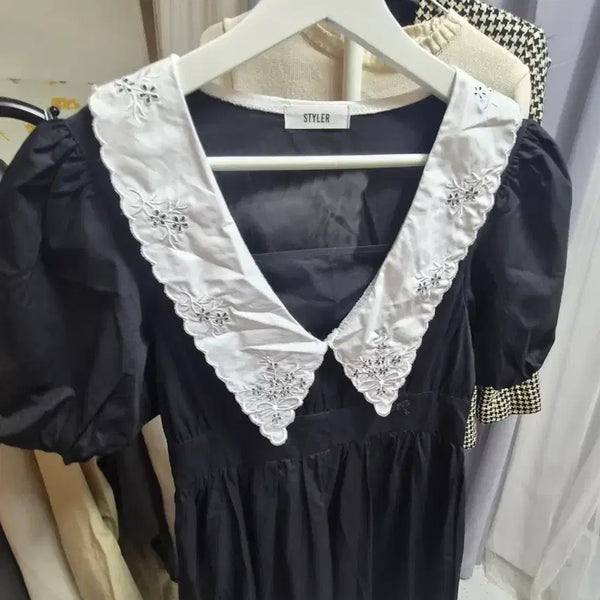 [BUNJANG] Black Long Dress with Wide Collar / 빅카라 블랙 롱원피스