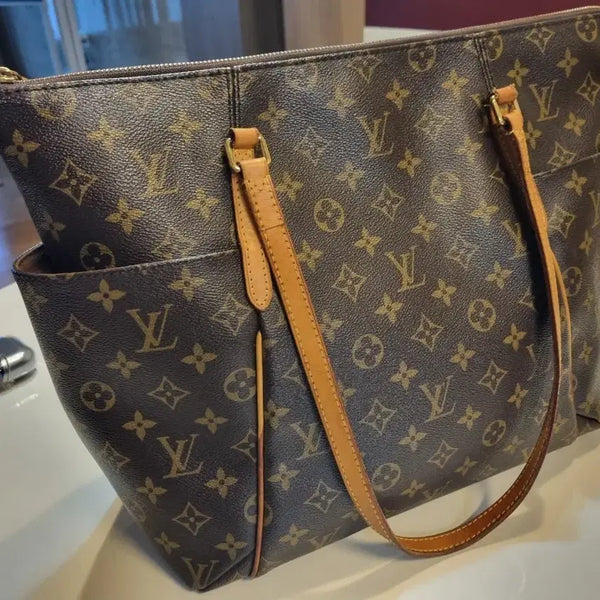 [BUNJANG] Louis Vuitton Monogram Totally MM Shoulder Bag / 루이비통 모노그램 토탈리 MM 숄더백