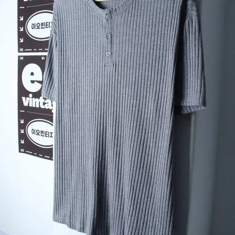 [BUNJANG] Drawfit Short-Sleeve Knit Henley T-Shirt Grey (L-XL) / (L-XL) 드로우핏 반팔 티셔츠 니트 헨리넥 그레이 놈코어-H34585