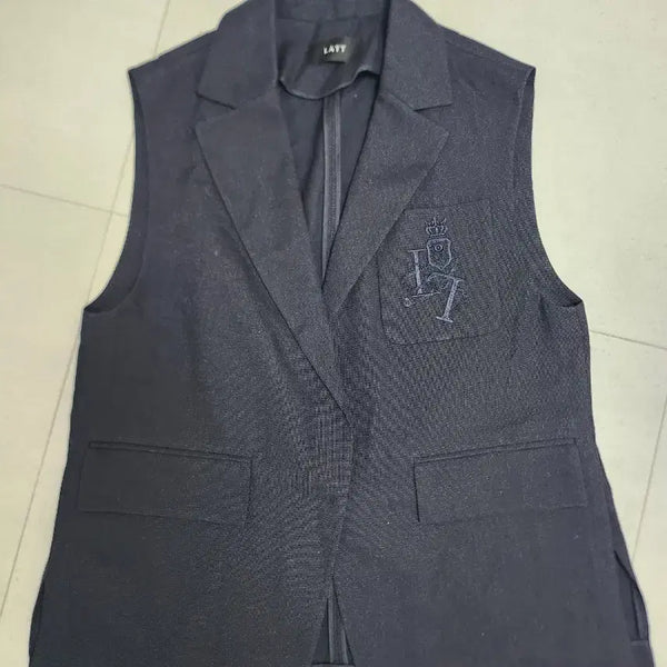[BUNJANG] LATT Sleeveless Jacket Navy / LATT 민소매 자켓 네이비66.77