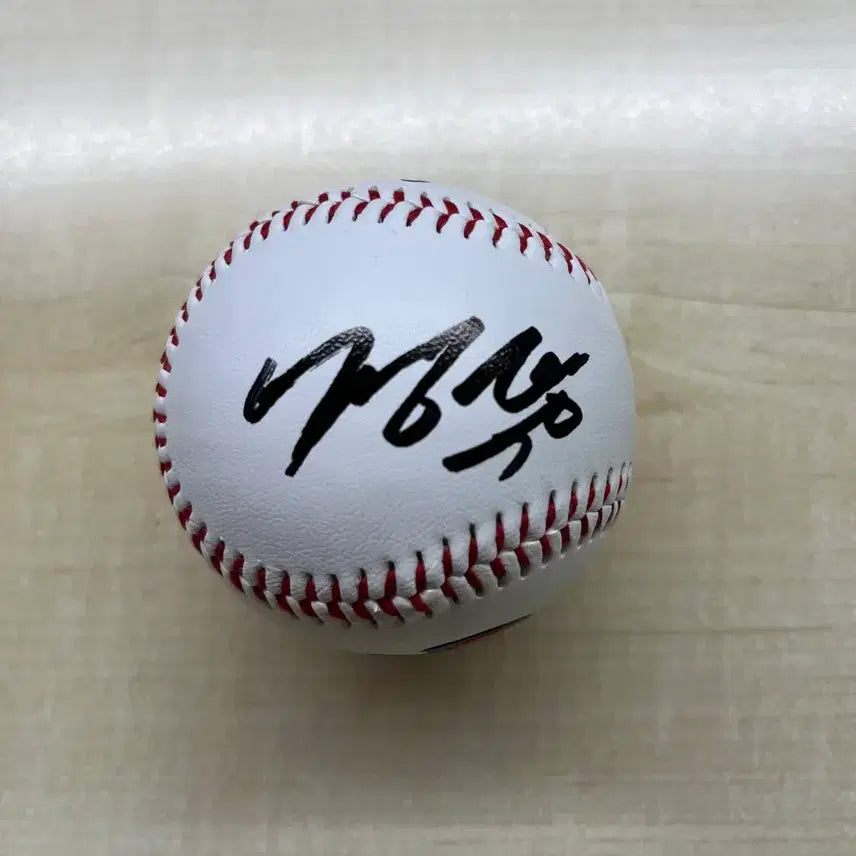 [BUNJANG] Doosan Bears Lee Young Ha Autographed Baseball / 두산베어스 이영하 싸인볼