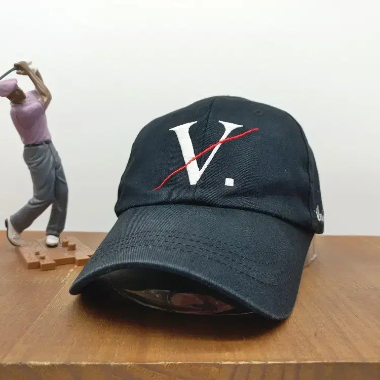 [BUNJANG] VvELOCE DG Hard Fit V Ball Cap Black / VvELOCE  뷔벨로체 DG 하드핏 V 볼캡 블랙