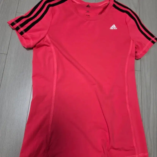 [BUNJANG] Adidas Women's Short Sleeve T-Shirt / 아디다스 반팔 85