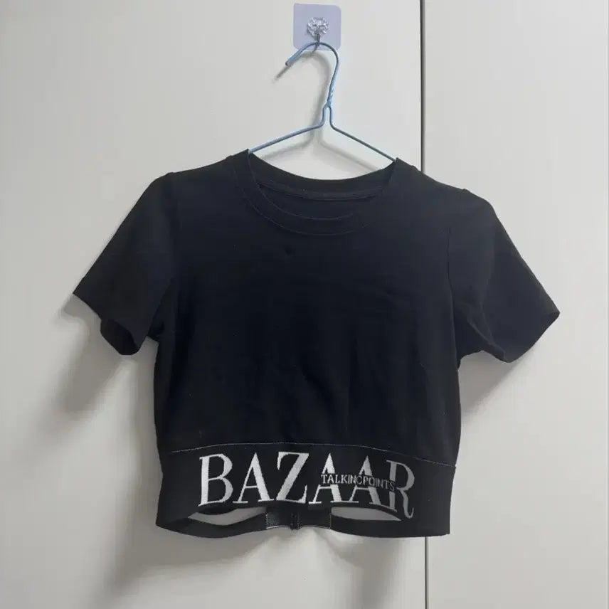 [BUNJANG] Black Cropped T-Shirt / 디자인 블랙 크롭티