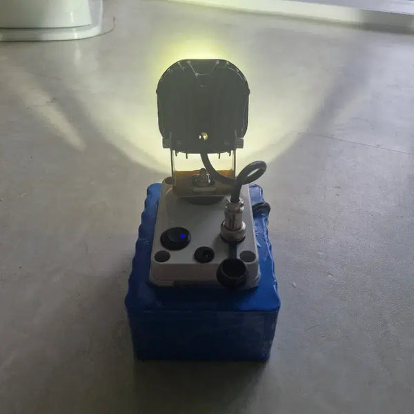 [BUNJANG] Underwater Fishing Light with Battery and Charger / 집어등