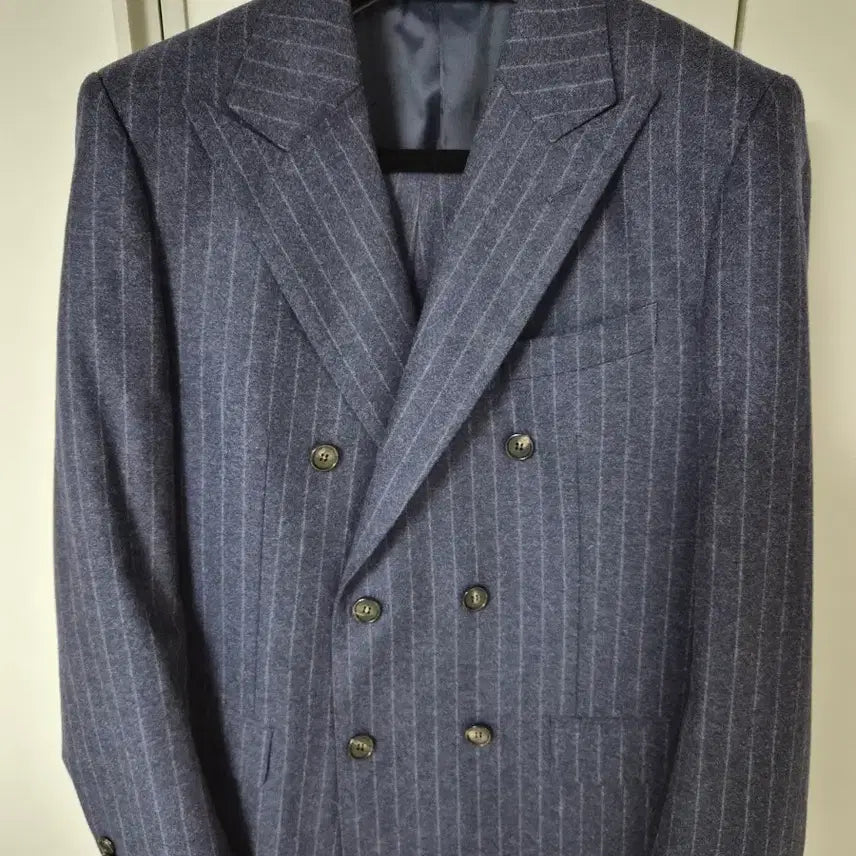 [BUNJANG] Rogatys Cashmere Blend Suit (Italian Fabric) / 로가디스 캐시미어혼방(이태리원단) 정장 1회 착용