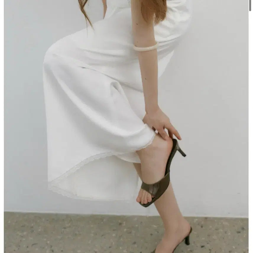 [BUNJANG] Around You De'areskirt Skirt Ivory/Black M / 어라운드율 드아레이스스커트 아이보리,블랙m
