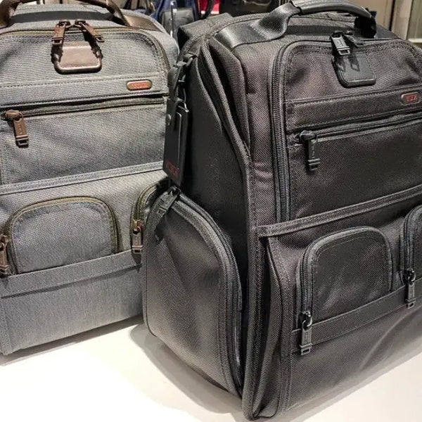 [BUNJANG] Tumi Compact Laptop Brief Pack / 투미 컴팩트 랩탑 브리프 팩 입니다