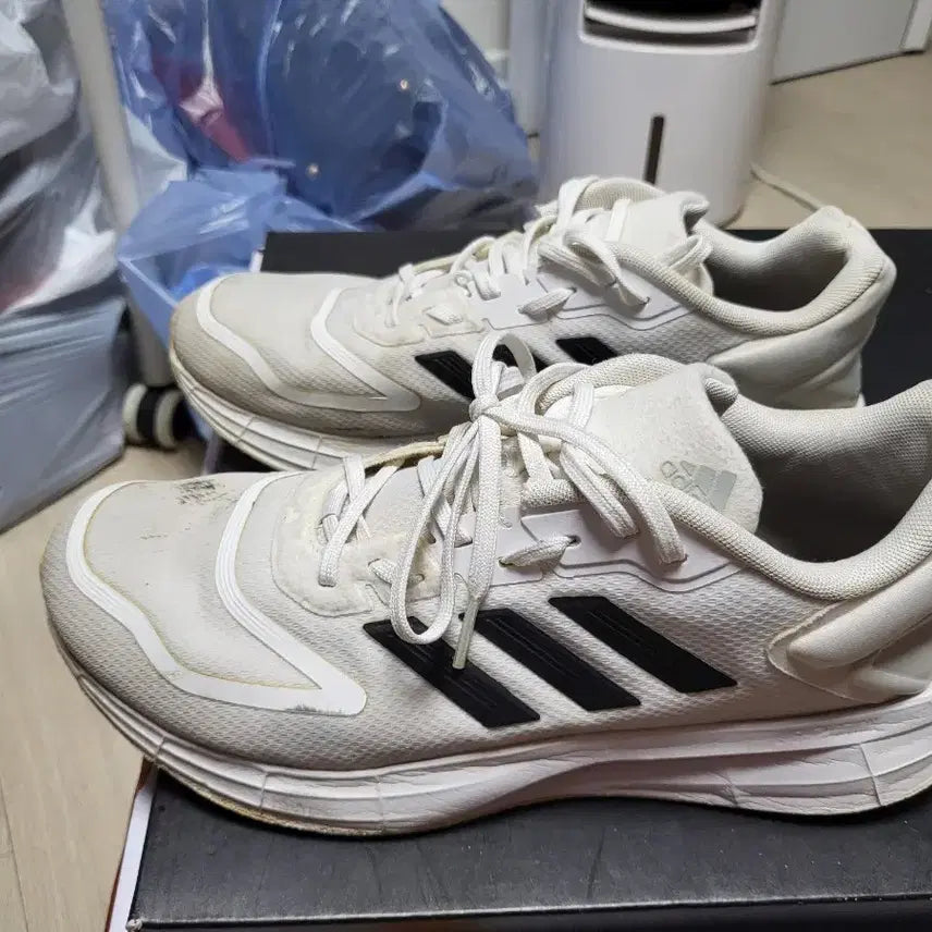 [BUNJANG] Adidas Lightmotion Running Shoes 270mm / 아디다스 라이트모션 런닝화 270mm 상태매우좋음