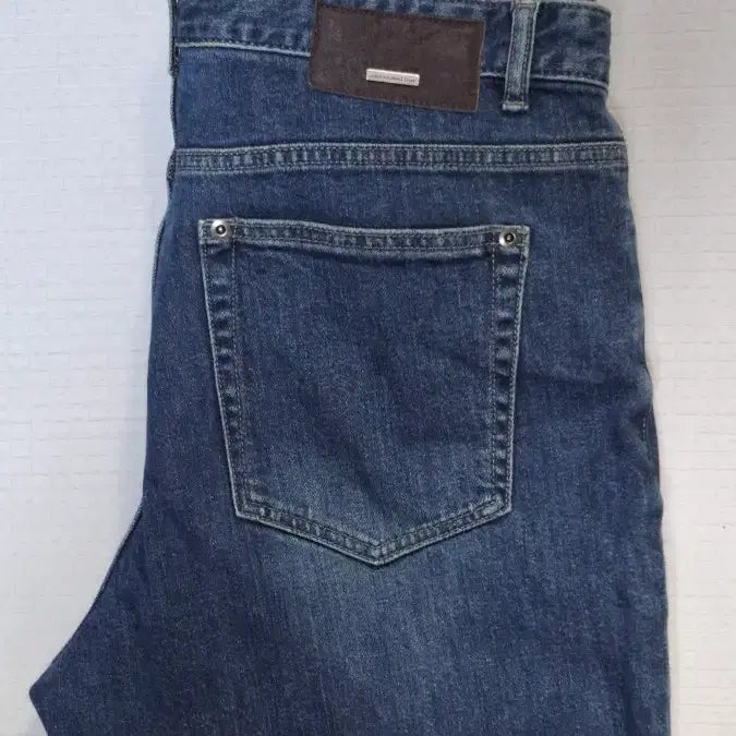 [BUNJANG] Customellow 2022 Tapered Fit Mid-Wash Denim Pants / (34 22년식) 커스텀멜로우 테이퍼드핏 데님팬츠