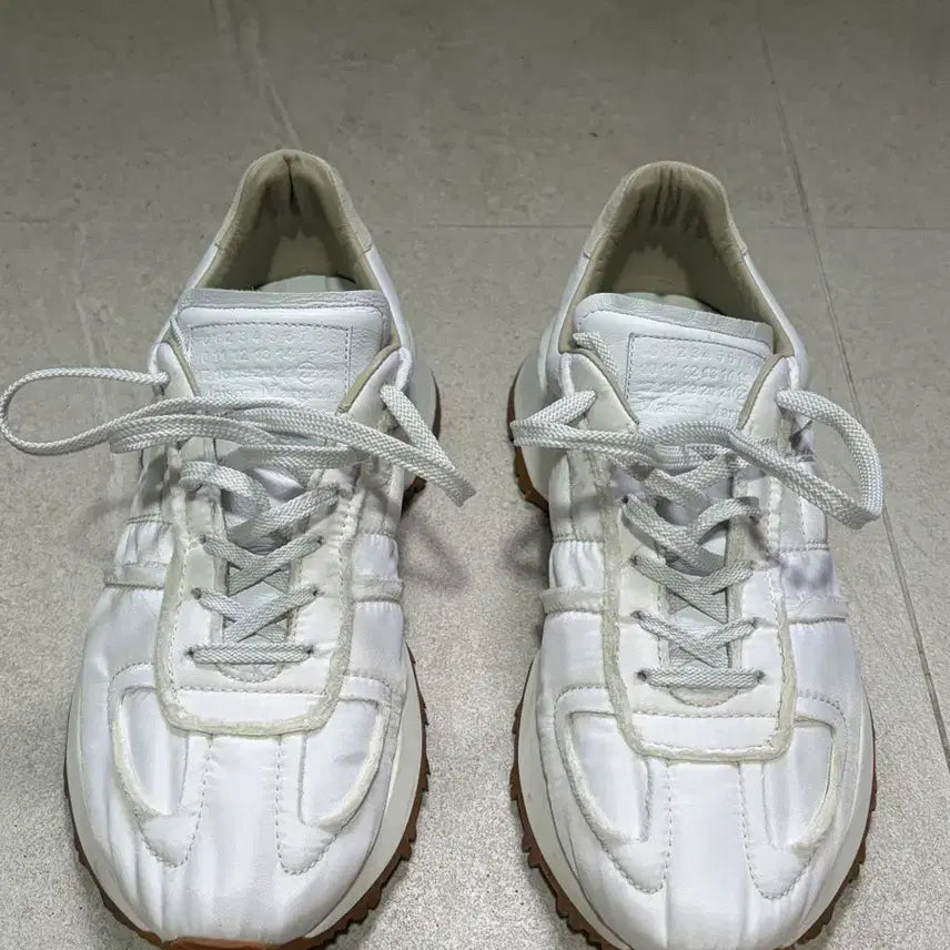 [BUNJANG] Maison Margiela Evolution Runner White Size 43 / 메종 마르지엘라 에볼루션 러너 화이트 43사이즈(275~280)