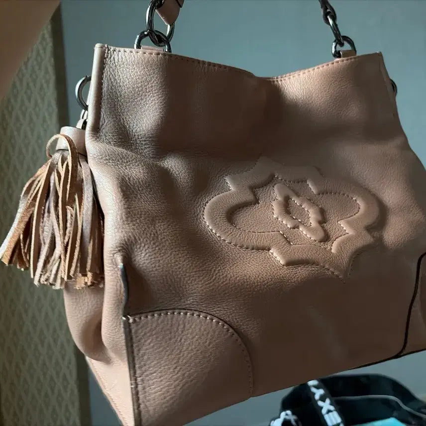 [BUNJANG] Oryany Leather Tassel Shoulder Bag / 오야니 가죽 태슬 숄더백