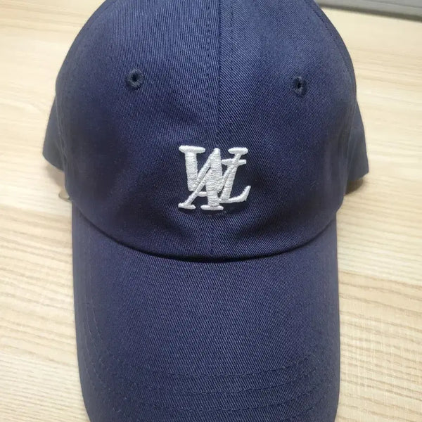 [BUNJANG] Wooralong Small Logo Cotton Ball Cap Navy / 새상품급 바로쓰면O) 우알롱 큰로고X 스몰로고 볼캡 네이비 프리조절s
