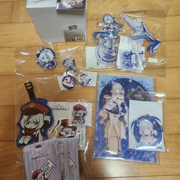 [BUNJANG] Aokumorin Animate Official Acrylic Standee, Keychain, Badge / LU님 판매글)아오쿠모린 애니메이트 공식 아크릴
