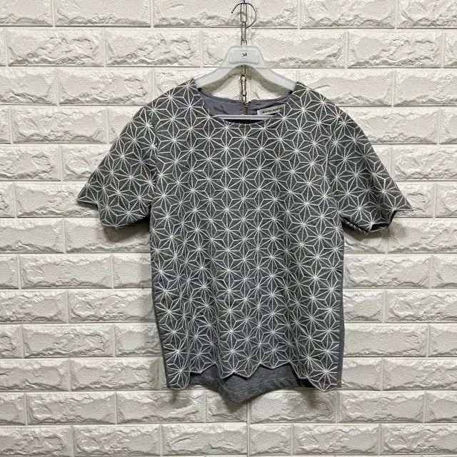 [BUNJANG] Short Sleeve Blouse / 2469) 반팔 블라우스
