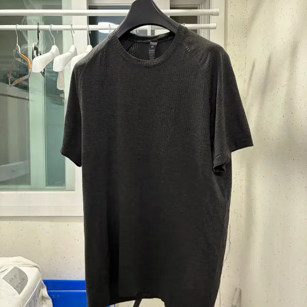 [BUNJANG] Lululemon Metal Vent Tech Short Sleeve Shirt / 룰루레몬 메탈 벤트 L