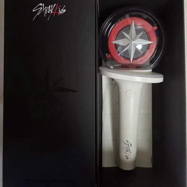 [BUNJANG] Stray Kids Official Light Stick Ver. 2 / 스트레이키즈 스키즈 응원봉 나침봉 2