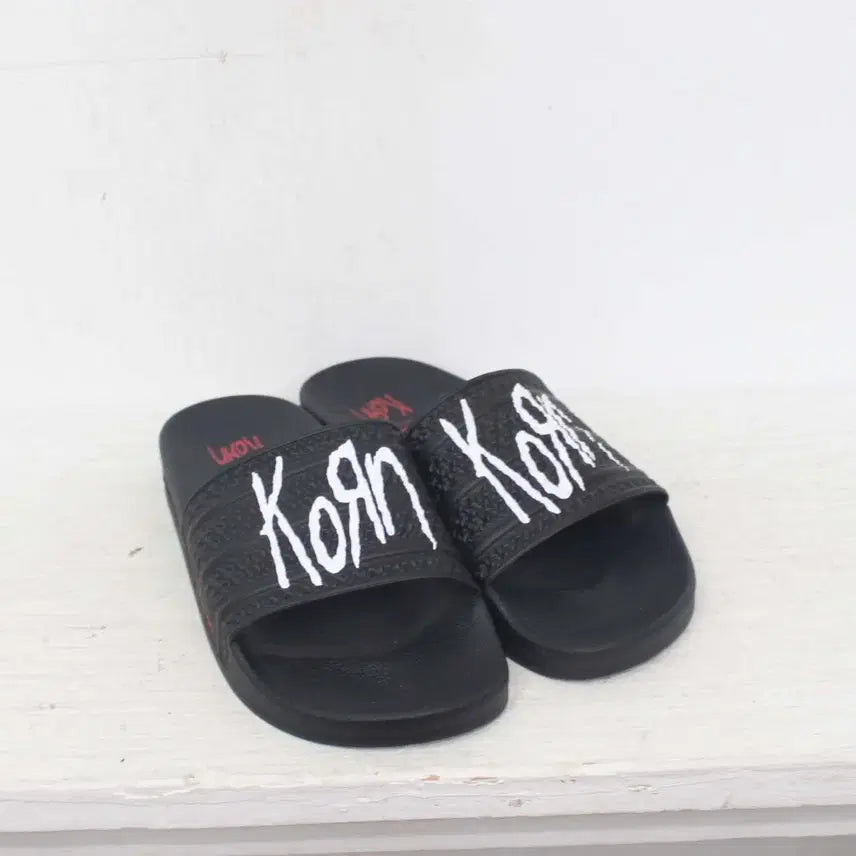 [BUNJANG] Adidas x Korn Men's Slippers Size 265 / [정품] 아디다스 x Korn 남성 슬리퍼 새상품 265사이즈 정인샵
