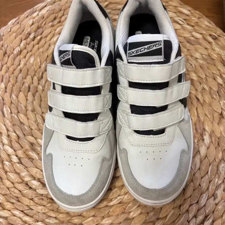 [BUNJANG] Skechers Air-Cooled Memory Foam Velcro Sneakers / 스케쳐스 벨크로 운동화250-255