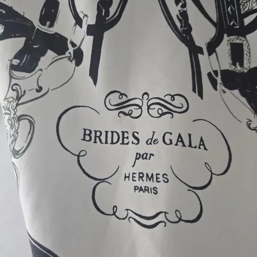 [BUNJANG] Hermès Brides de Gala Bandana Silk Blouse / 반다나 BRIDES de GALA블라우스