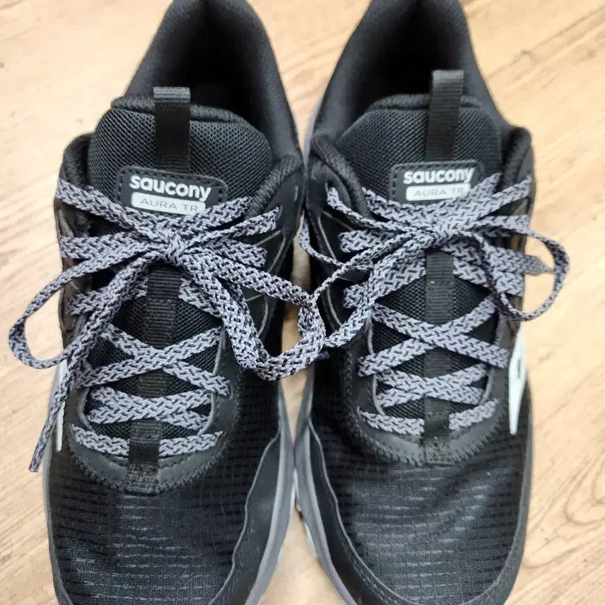 [BUNJANG] Saucony Aura Trail Running Shoes Black / 사코니 오라 트레일 러닝화