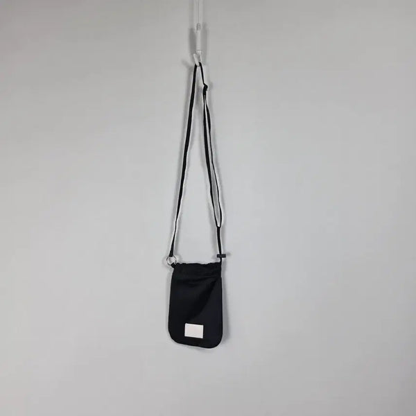 [BUNJANG] Fennec Navy Pouch Crossbody Bag / 페넥 네이비 파우치 크로스백 핸드폰가방 260710