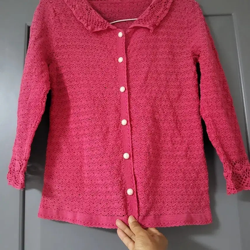 [BUNJANG] Pink Collar Hand-Knit Cardigan / 핑크 카라 손뜨개 가디건