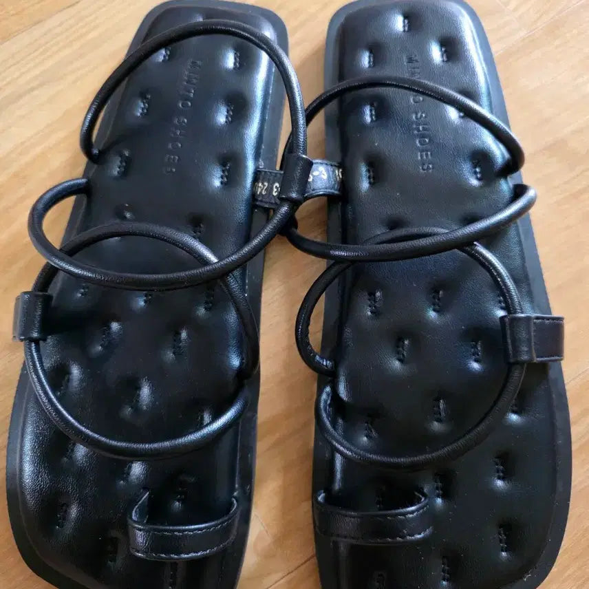 [BUNJANG] Women's Sandals Size 240 / 240샌들 새거