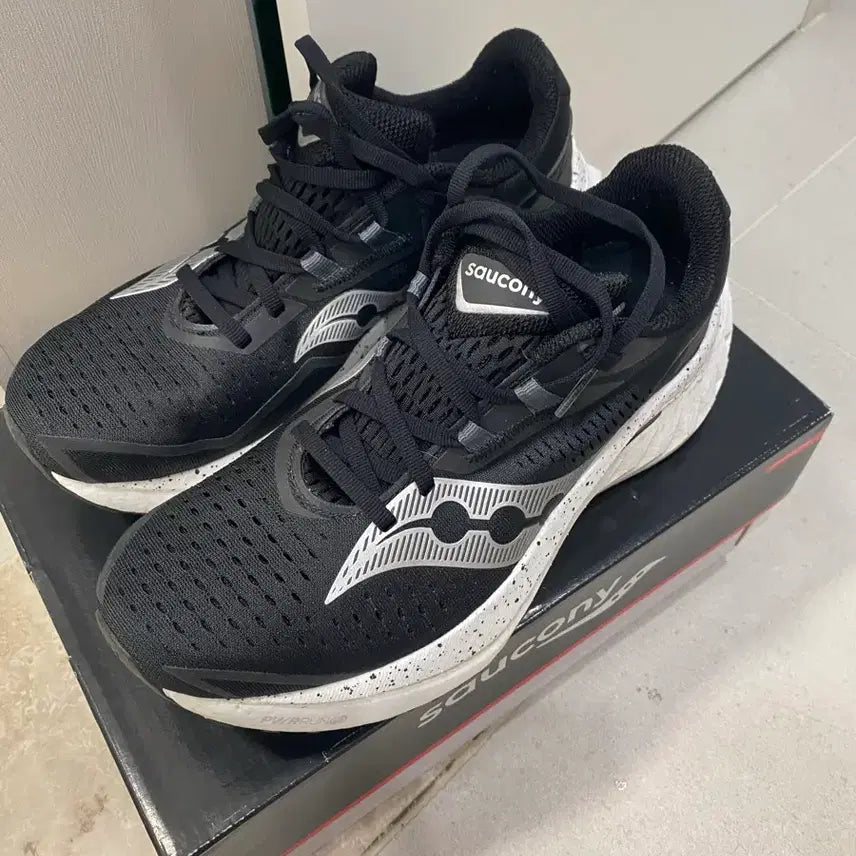 [BUNJANG] Saucony Endorphin Speed 4 Running Shoes Size 260 / 써코니 엔돌핀 스피드4 260