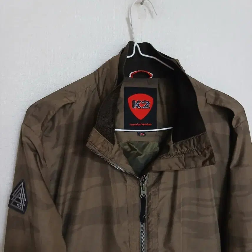 [BUNJANG] K2 Men's Golf Windbreaker Jacket (100) Camo Pattern / K2의 남성용 골프 바람막이 자켓 100 이에요카모 패턴이 멋스럽게 디