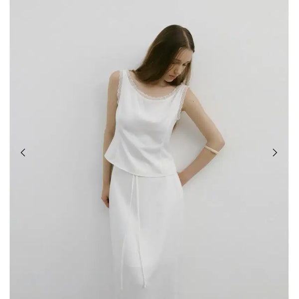 [BUNJANG] Around Yull D'or Lace Blouse Cream/Black / 어라운드율 드아레이스블라우스 크림,블랙 m