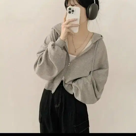 [BUNJANG] Black Cropped Hoodie Zip-Up (Free Size) / 블랙 크롭 후드집업 판매해요