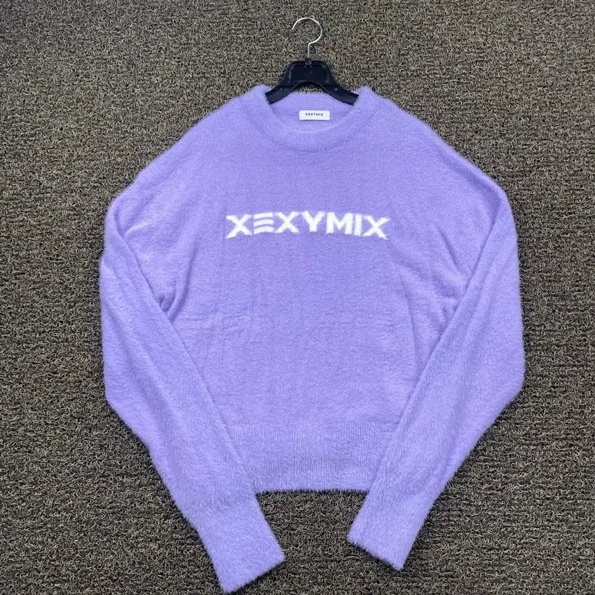 [BUNJANG] XEXYMIX Spell Out Lavender Knit / 젝시믹스 스펠아웃 라벤더 니트