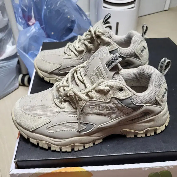 [BUNJANG] Fila Oakmont TR Beige 240mm / 휠라 오크몬트 TR 베이지 240mm 상태최상