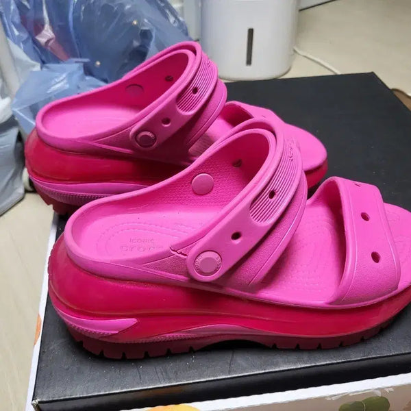 [BUNJANG] Crocs Sandals Pink M5 W7 / 크록스 샌들 핑크 M5 W7 상태최상