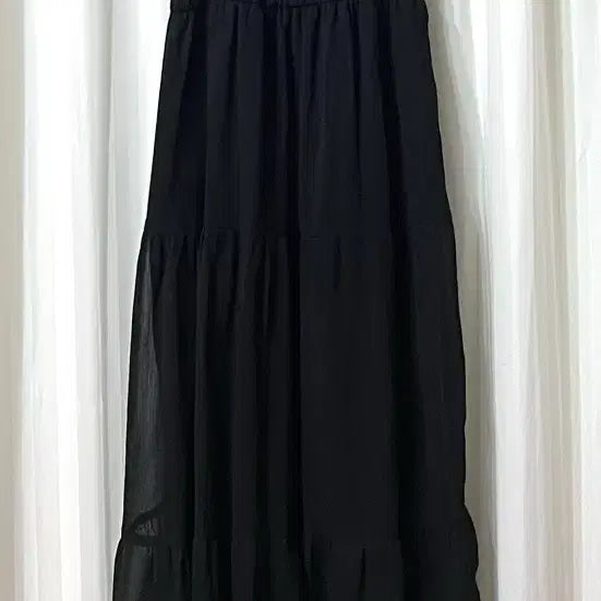 [BUNJANG] Black Tiered Maxi Dress (Size 55-66) / 블랙 캉캉 롱 끈 원피스 55-66 거의새것