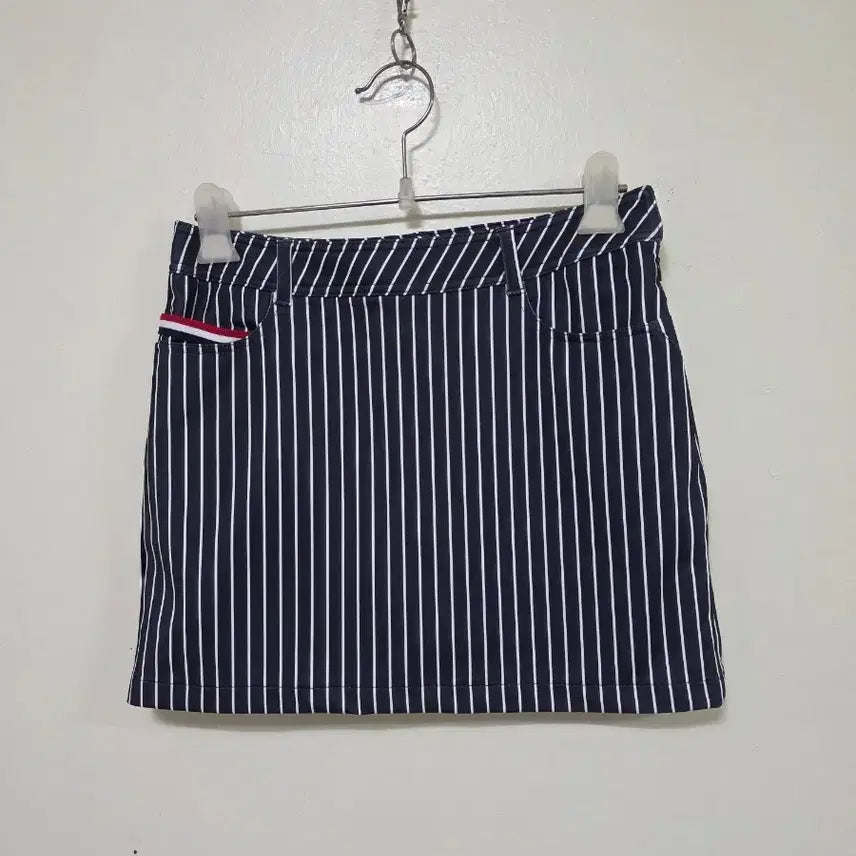 [BUNJANG] ELLE Women's Striped Golf Skirt / 엘르 여성 스트라이프 골프스커트