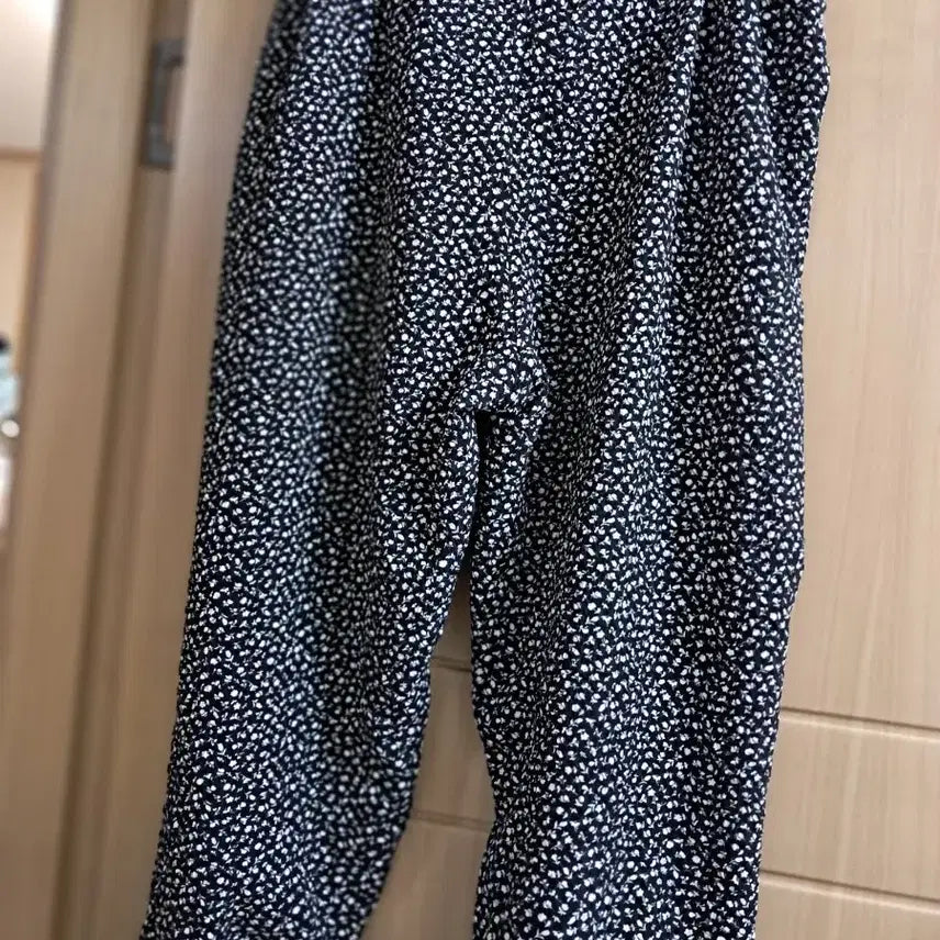 [BUNJANG] Floral Pattern Slacks / 꽃무늬 바지