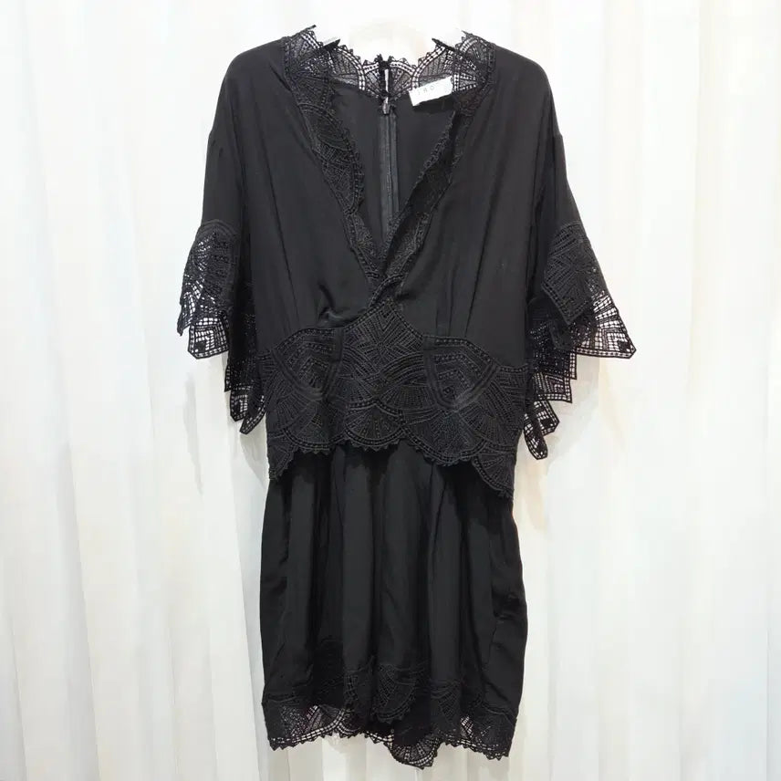 [BUNJANG] 19's S Black Lace Jumpsuit / 19s s 이로 블랙 레이스 점프수트 C518