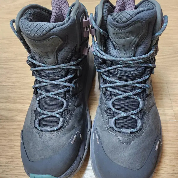 [BUNJANG] Hoka Kaha 2 GTX Hiking Shoes Grey 245mm / 호카 카하2 고어텍스 등산화 그레이 245mm