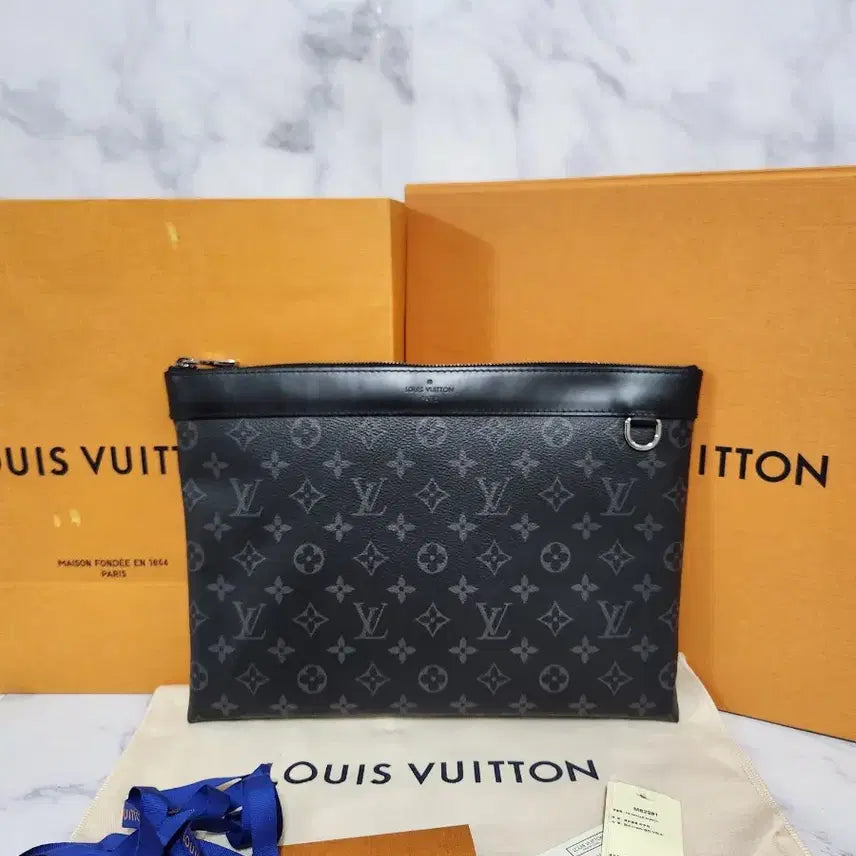 [BUNJANG] Louis Vuitton Monogram Eclipse Clutch / 루이비통 모노그램 이클립스 클러치